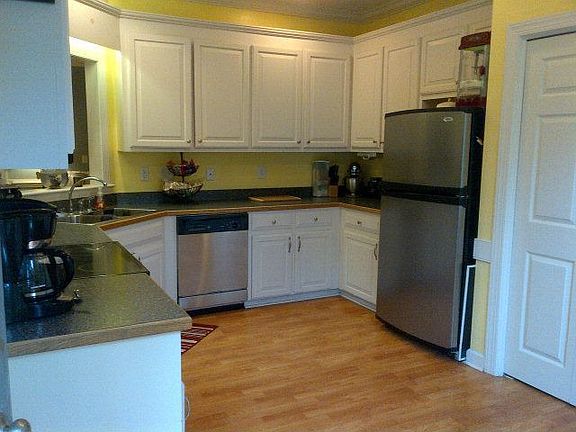 4th image of 1532 Chateau Ln