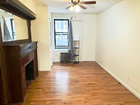 2nd image of 33 W 76th St APT 1A