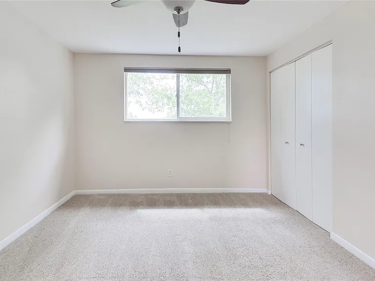 444 Gladiola St — Photo 15