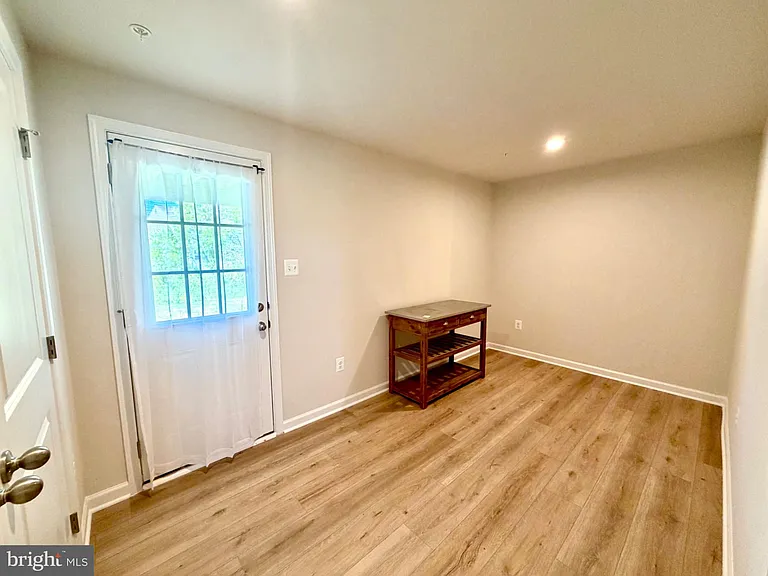 309 Yellow Bill Ln — Photo 5