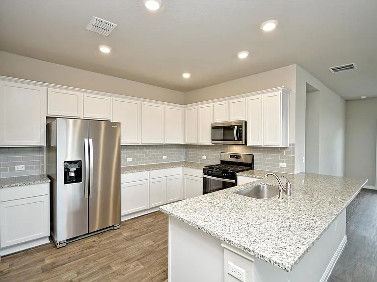413 Rainmaker Ln — Photo 12