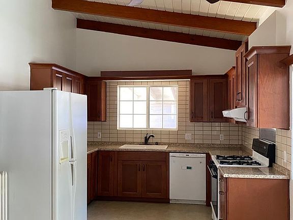 3rd image of 3193 Royal Oaks Dr