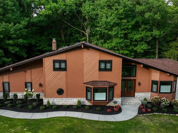 6567 Queens Way, Brecksville, OH 44141