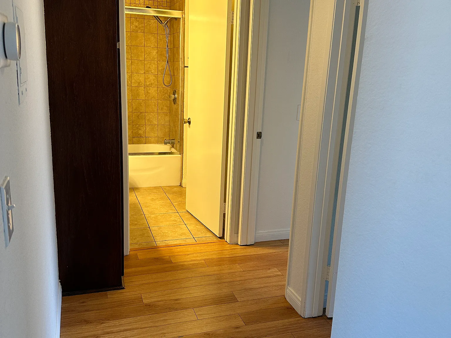 2 bed, 694 sqft, $2,350 — Photo 3