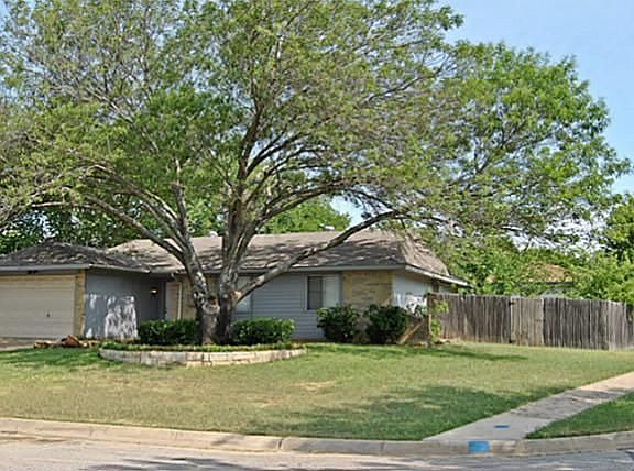 2nd image of 5713 Saddleback Cir