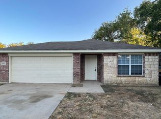 5440 David Strickland Rd, Fort Worth, TX 76119