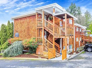 28418 16th Ave S APT 101, Federal Way, WA