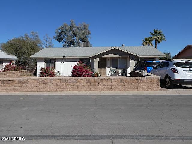 1st image of 806 E Gabrilla Dr
