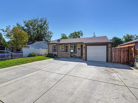 2nd image of 2660 23rd Ave