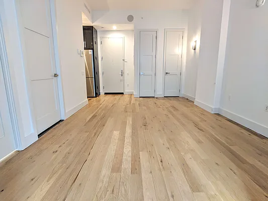 Rented by EXR | media 61