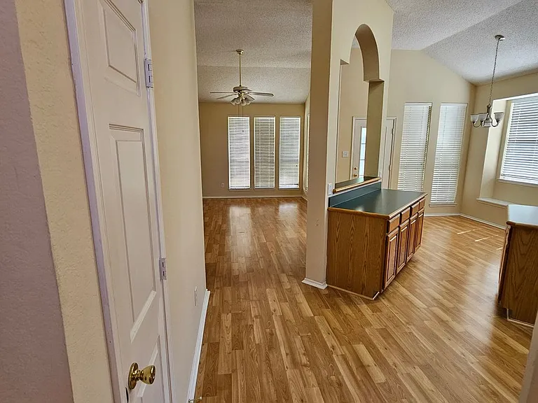1310 Westview Dr — Photo 14