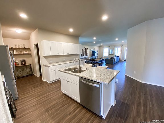 5th image of 1804 HEATHER GLEN DR