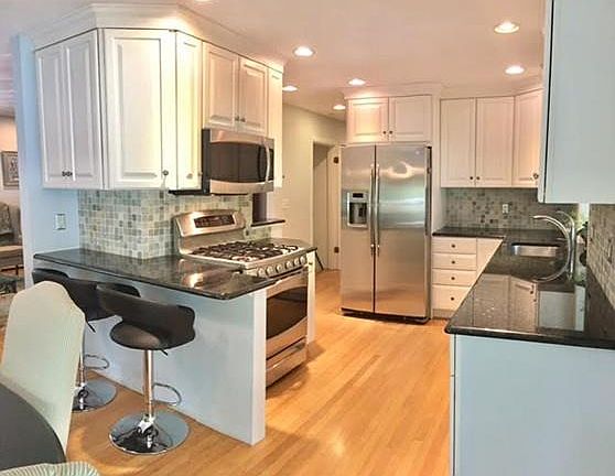 3rd image of 54 Wharf St