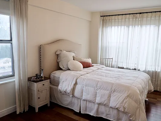 Rented by Barshay Brokerage | media 12