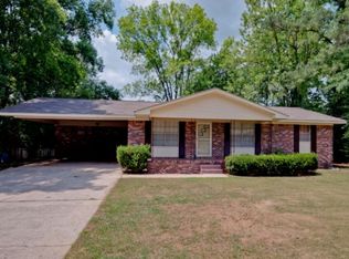 305 Curtis Dr SE, Huntsville, AL 35803