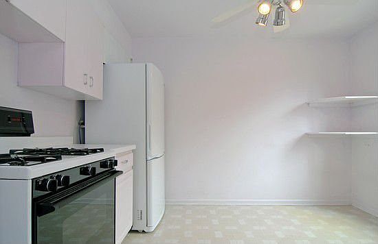3rd image of 4901 Carol St #E