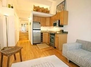12 Stoneholm St APT 303, Boston, MA 02115