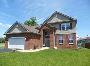 524 Donna Ave, Aurora, IL 60505