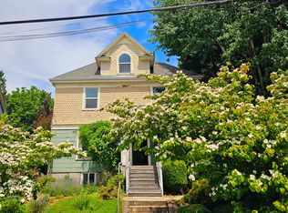 309 NE Graham St UNIT B, Portland, OR 97212