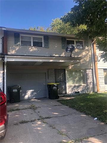 1st image of 450 W 136th Pl #450