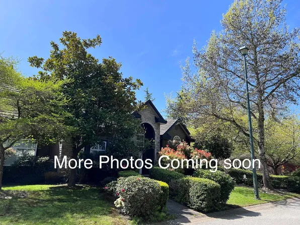 2142 139a St, Surrey, BC V4A 9V4