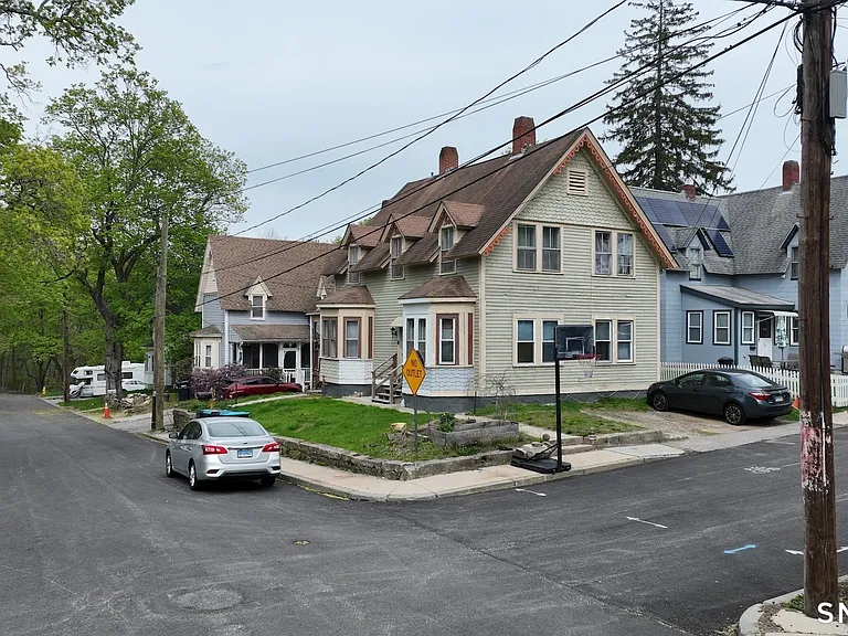 21-23 George St #2 — Photo 14