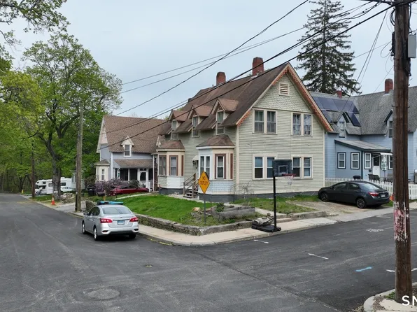 21-23 George Street, Putnam, CT 06260