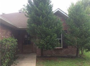 1016 Sycamore St, Ocean Springs, MS 39564