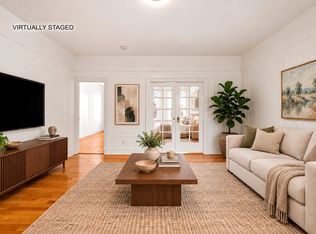 404 Hawthorne St #2, Brooklyn, NY 11203