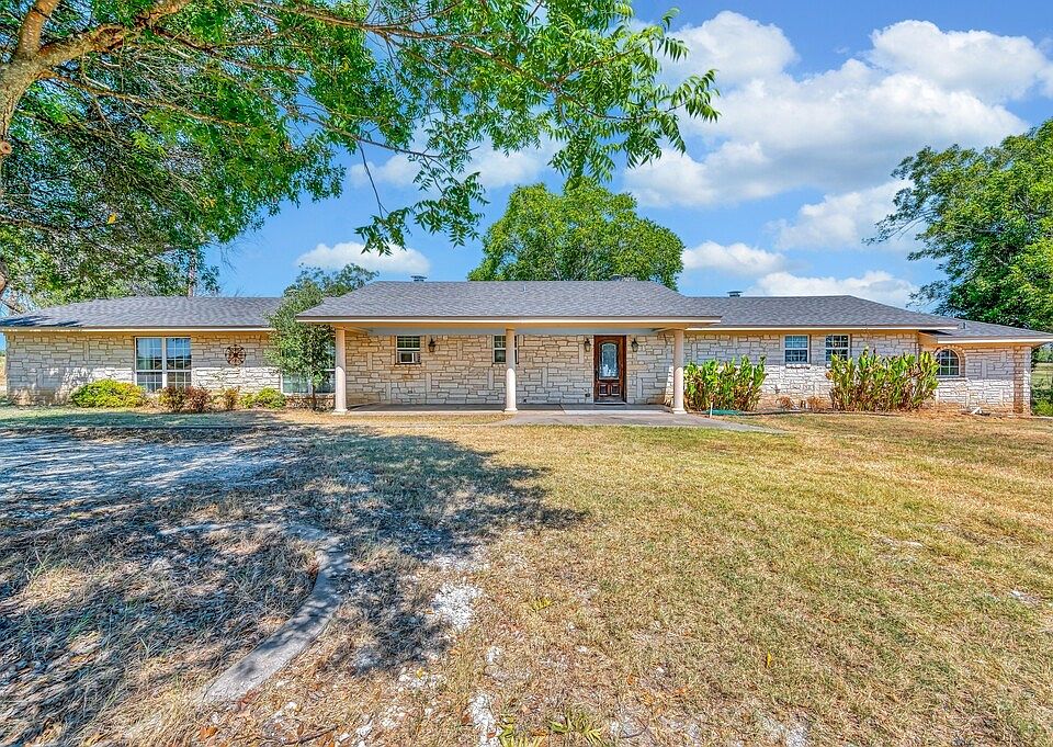 1st image of 1455 Jackson Ln