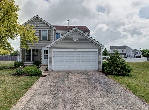 2nd image of 906 Greenleaf Dr
