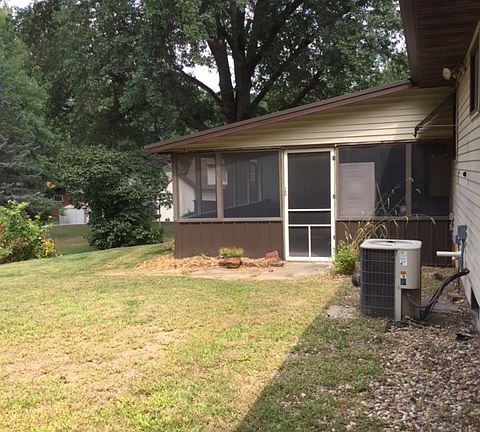 Large 3 seasons porch 