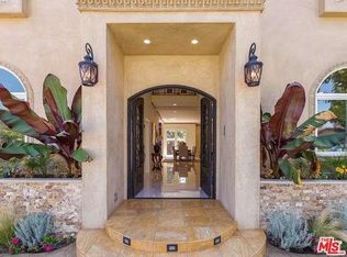 1110 S Swall Dr, Los Angeles, CA 90035