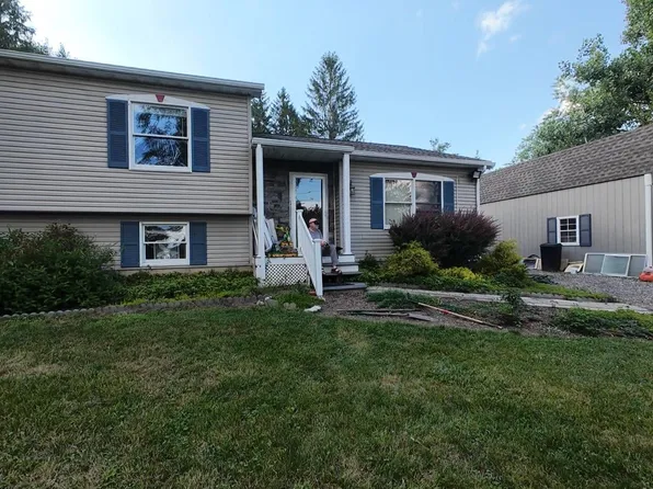 30 Hornbrook Rd, Ithaca, NY 14850