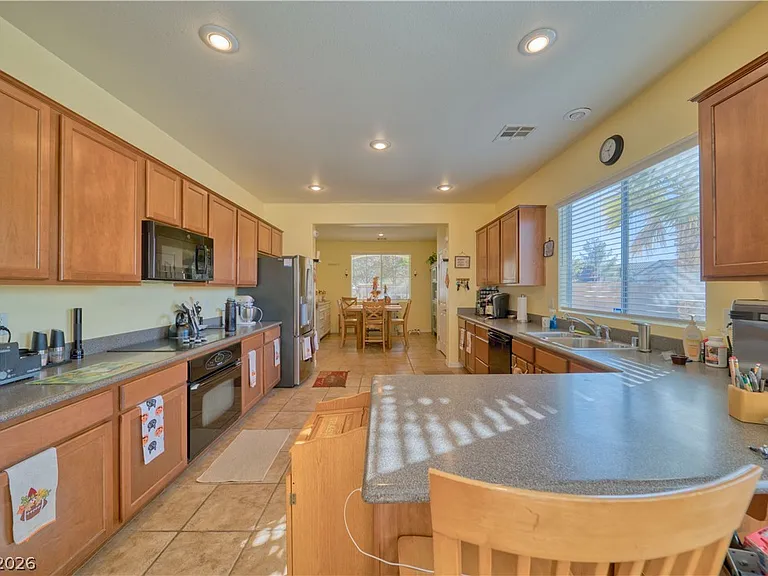 5720 Al Fresco Ave — Photo 11