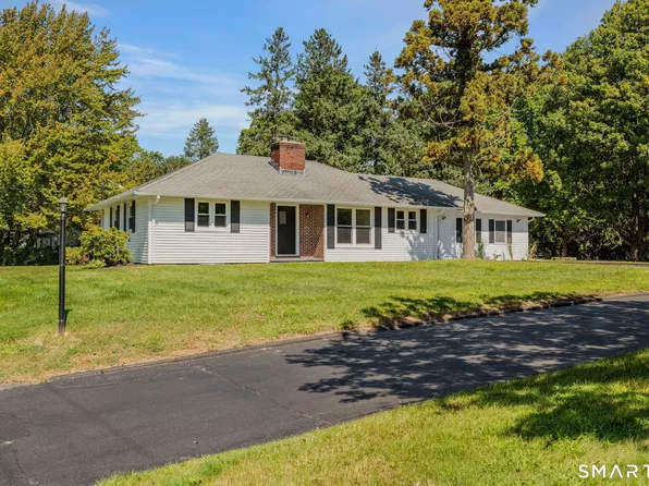 86 Pegasus Drive, Groton, CT 06340
