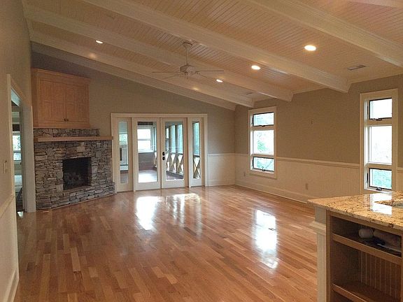 Light open concept living 