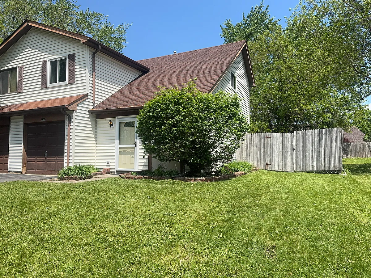 Building Photo - 3302 Acorn Ct