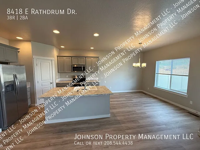 8418 E Rathdrum Dr — Photo 3