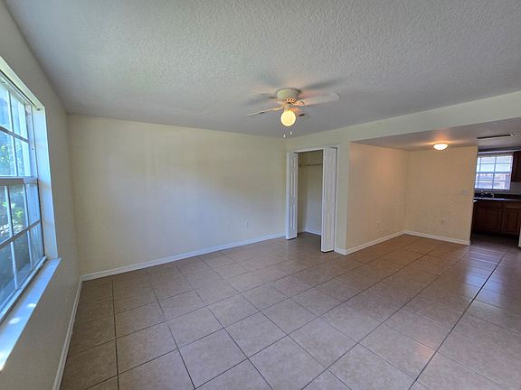 2nd image of 1748 23rd St