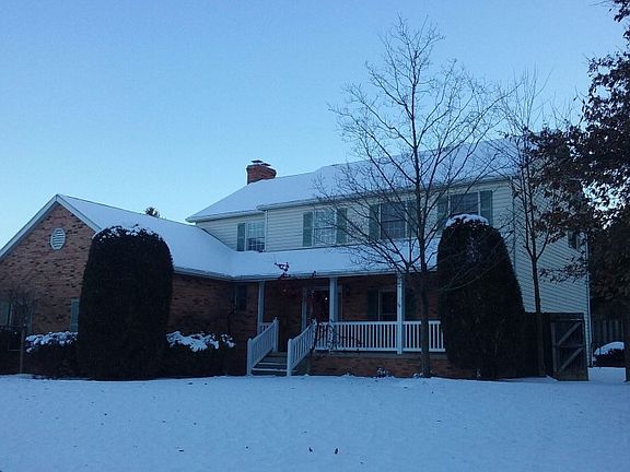 3rd image of 600 Jennifer Dr