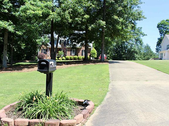 2nd image of 265 Shoreline Dr