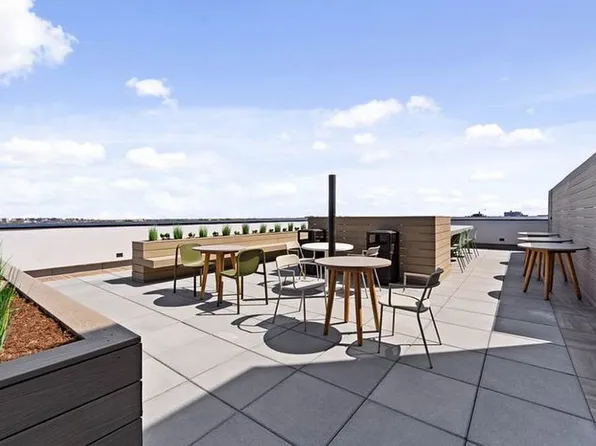 333 Linden Boulevard image 1 of 10