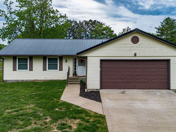 51 Lake Scene Dr, Eddyville, KY 42038