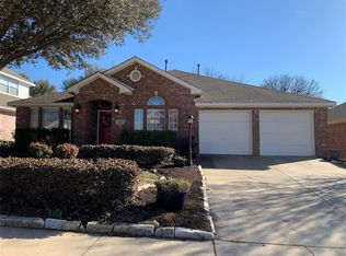 1612 Meadowview Dr, Corinth, TX 76210