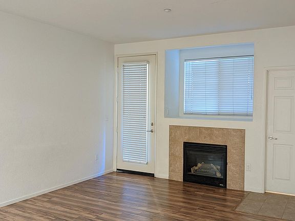 2nd image of 41410 Juniper St Unit 2511