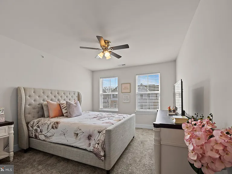 4830 Franklin Cir — Photo 12