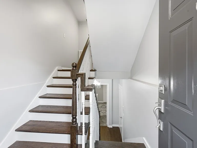 254 Summit Ridge Dr — Photo 5