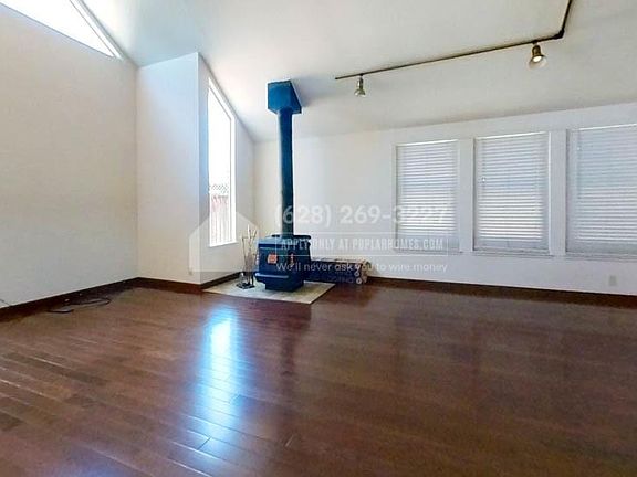 5th image of 1719 Silver Glen Ct