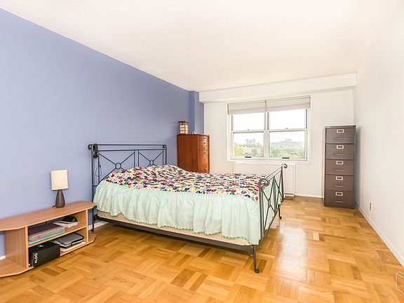 5th image of 2400 Johnson Ave APT 2H